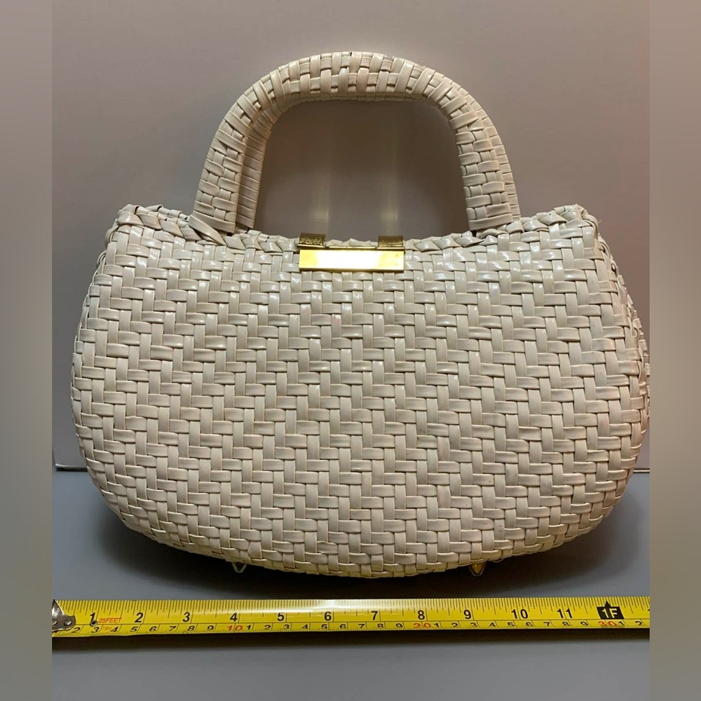 Vintage 1950s White and Gold Wicker Handbag - Picture 4 of 15